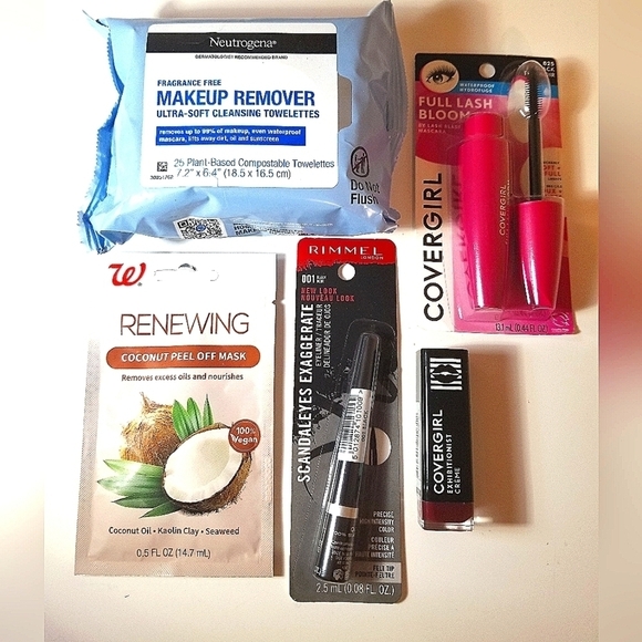 Makeup Bundle 💋 - Picture 1 of 1